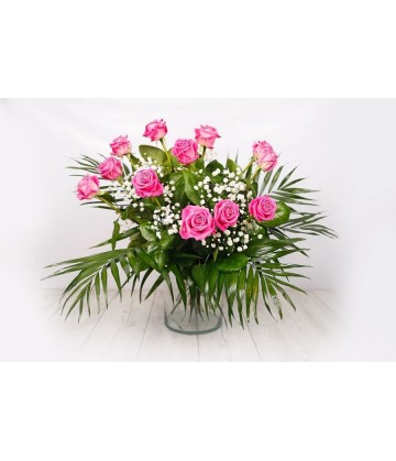 Bouquet of 12 pink roses 