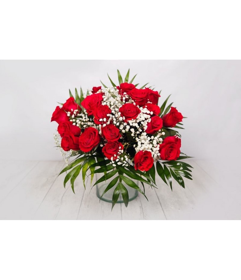 (RO106) Bouquet of short red roses 